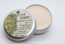 Cargar imagen en el visor de la galería, SUNNY - Protector Solar Biodegradable 75 GR