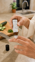 Load image into Gallery viewer, Goodness Roll On - Aceite Botánico
